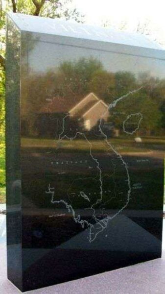 HERINGTON VIETNAM VETERANS HONOR ROLL MEMORIAL BACK