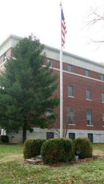 PITTSBURG MEMORIAL HALL