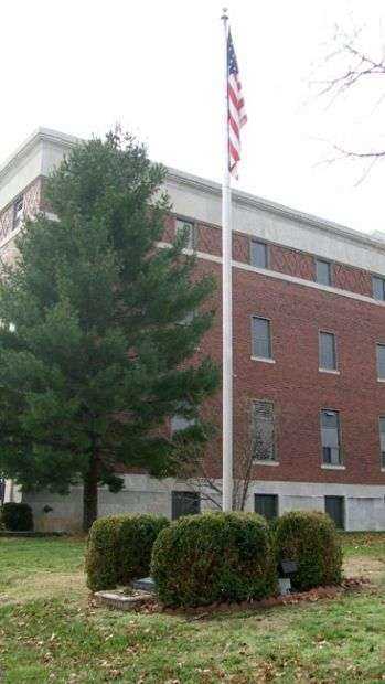 PITTSBURG MEMORIAL HALL