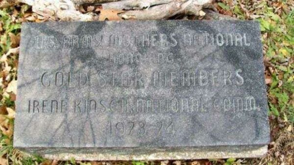 U.S. ARMY MOTHERS NATIONAL MEMORIAL