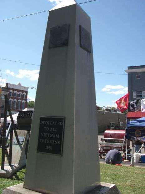 WARRICK COUNTY VIETNAM VETERANS MEMORIAL