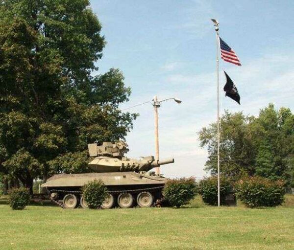 ROCKPORT VIETNAM WAR VETERANS MEMORIAL TANK