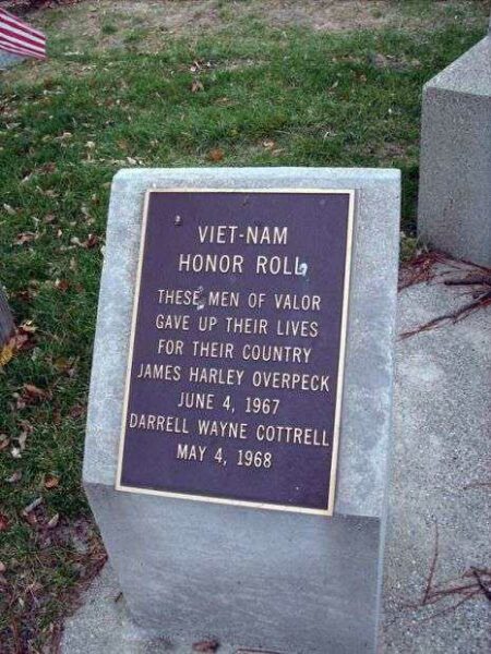 ROCKVILLE VIET-NAM HONOR ROLL MEMORIAL