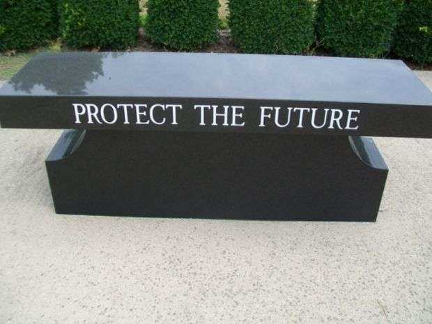 ALTAMONT VETERANS MEMORIAL BENCH B