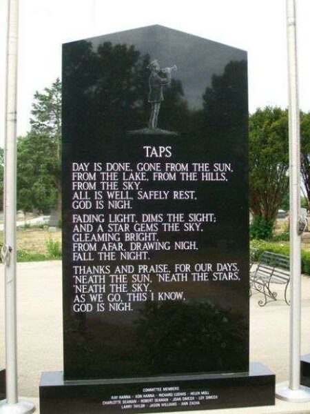 ALTAMONT VETERANS MEMORIAL DEDICATION STONE BACK