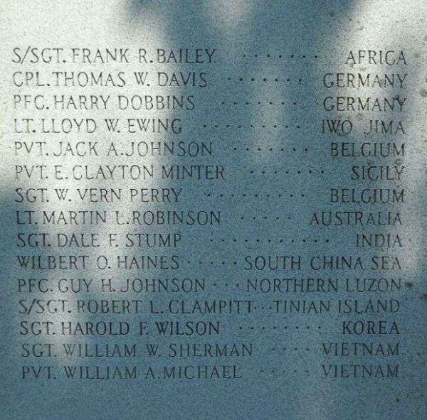 OAK GROVE VETERANS MEMORIAL HONOR ROLL STONE