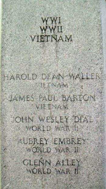 BLACKWATER VETERANS MEMORIAL HONOR ROLL STONE B