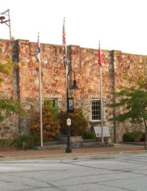 CHRISTIAN COUNTY VETERANS MEMORIAL