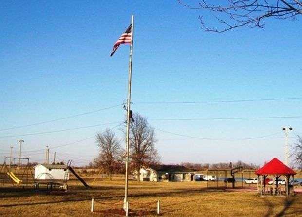 CITY OF LIBERAL VETERANS MEMORIAL FLAGPOLE