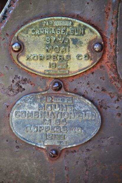 MOUNT COMBINATION GUN MEMORIAL PLAQUE