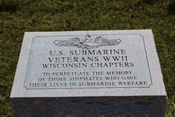 U.S. SUBMARINE VETERANS WORLD WAR II WISCONSIN CHAPTERS MEMORIAL