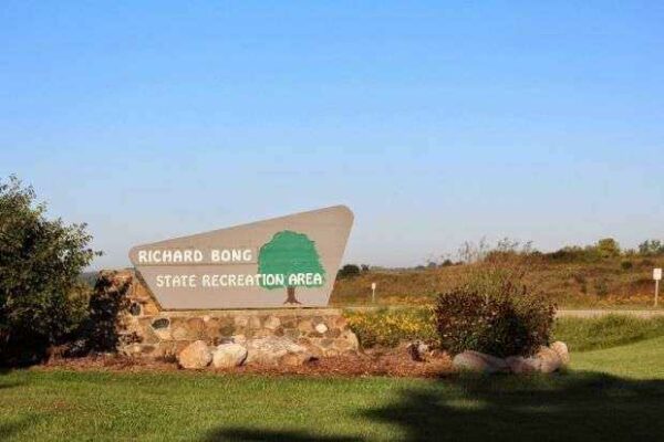 RICHARD BONG STATE RECREATION AREA MEMORIAL MARKER
