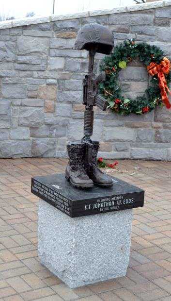 1L JONATHAN W. EDDS MEMORIAL BATTLEFIELD CROSS