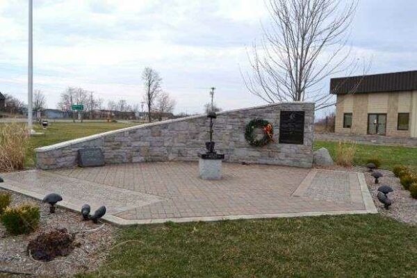 WHITE PIGEON FALLEN SOLDIERS WAR MEMORIAL