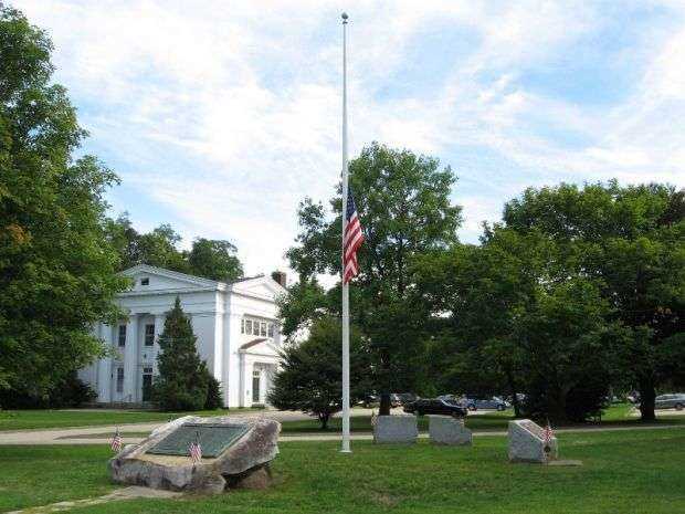 STOCKBRIDGE VETERAN’S MEMORIAL