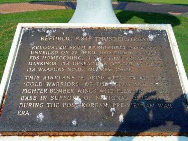 REPUBLIC F-84F THUNDERSTREAK MEMORIAL AIRCRAFT PLAQUE