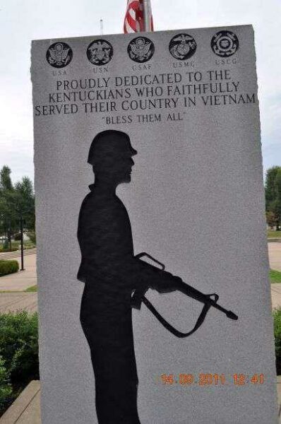 KETUCKIANS WHO SERVED IN VIETNAM MEMORIAL DEDICATION STONE