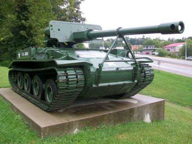 BOYD COUNTY WAR MEMORIAL TANK DESTROYER