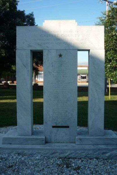 CALVERT COUNTY WORLD WAR II MEMORIAL BACK