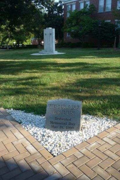 VETERANS GREEN MEMORIAL