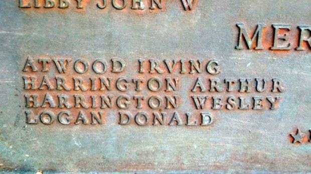 PHIPPSBURG VETERANS AND MARINERS HONOR ROLL PLAQUE W