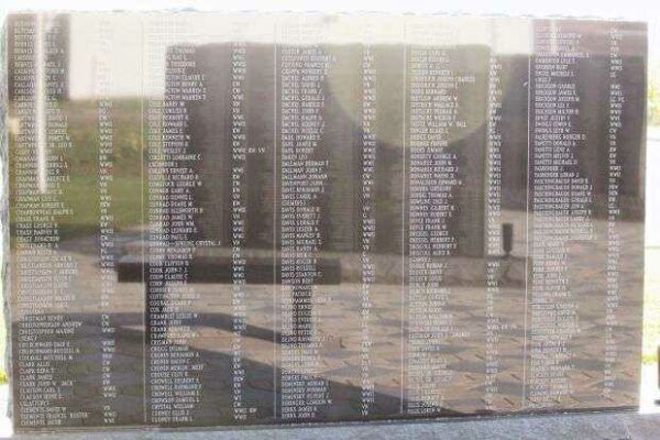 BLOOMER VETERANS MEMORIAL HONOR ROLL STONE I