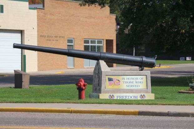 M-1900 SEACOAST ORDNANCE WAR MEMORIAL CANNON