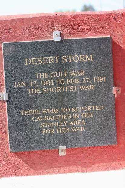 STANLEY VETERANS MEMORIAL PLAQUE F