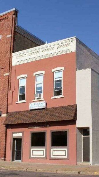 CHIPPEWA FALLS VETERANS MEMORIAL BUILDING