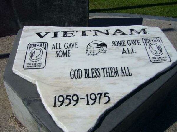 GRANTS, NM VIETNAM VETERANS MEMORIAL ENTRANCE STONE B