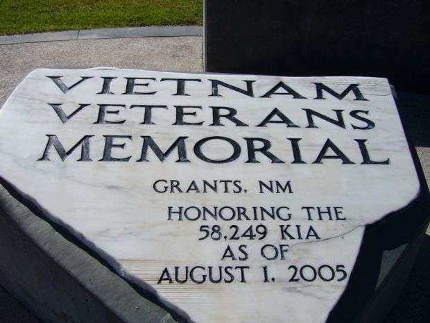 GRANTS, NM VIETNAM VETERANS MEMORIAL ENTRANCE STONE A