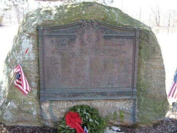 PEAPACK & GLADSTONE WORLD WAR II MEMORIAL