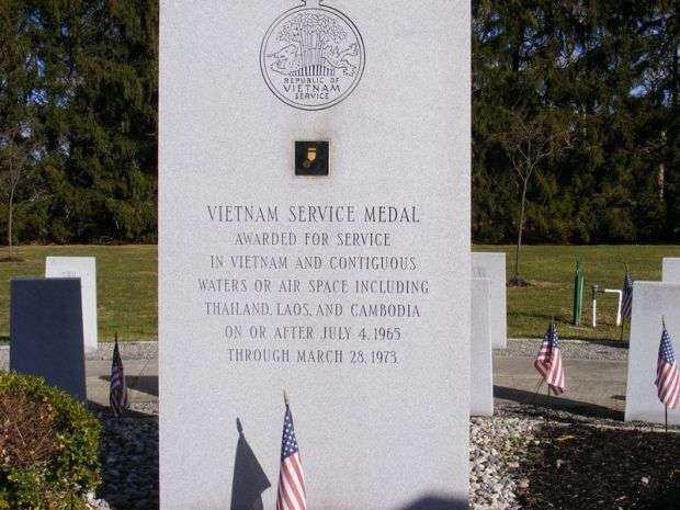 MERCER COUNTY VIETNAM VETERANS MEMORIAL LARGE STONE A