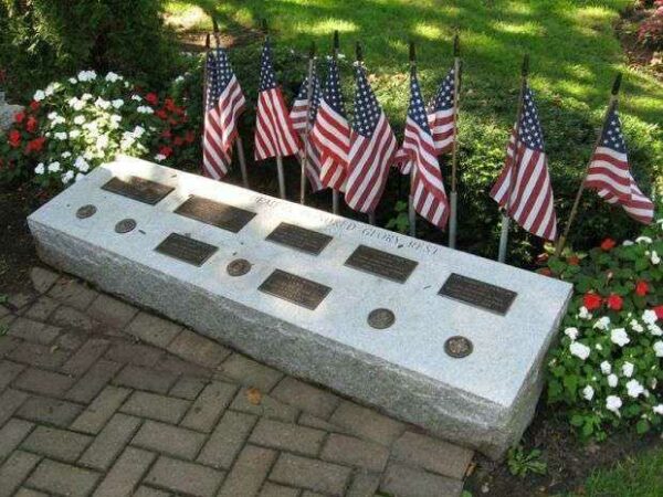 HILLSDALE WAR MEMORIAL RIGHT SIDE PLAQUES