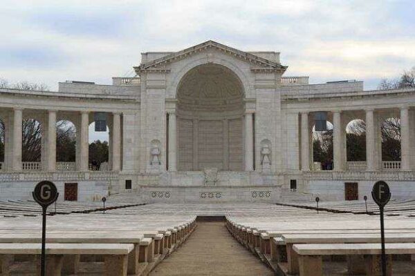 ARLINGTON MEMORIAL AMPHITHEATER
