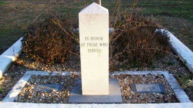 SAINT CLAIR COUNTY VETERANS MEMORIAL