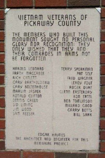 PICKAWAY COUNTY VIETNAM VETERANS MEMORIAL HONOR ROLL STONE
