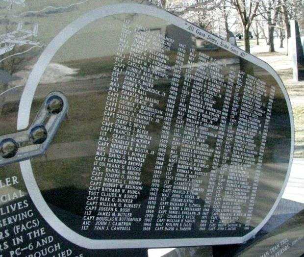 THE FORWARD AIR CONTROLLERS WAR MEMORIAL FRONT DOG TAG