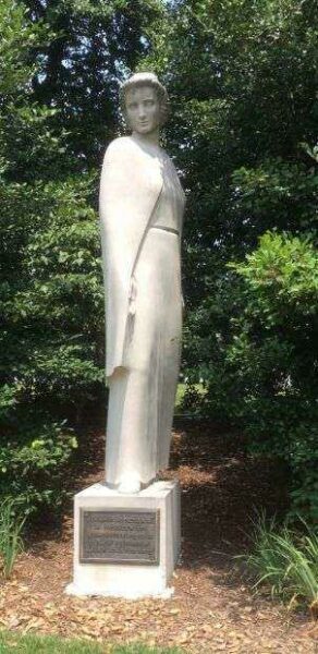 ARMY, NAVY AND AIR FORCE NURSES MEMORIAL