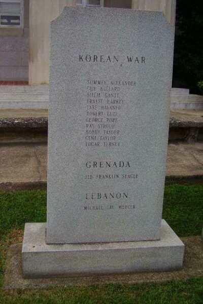 LINCOLN COUNTY WAR MEMORIAL STONE B