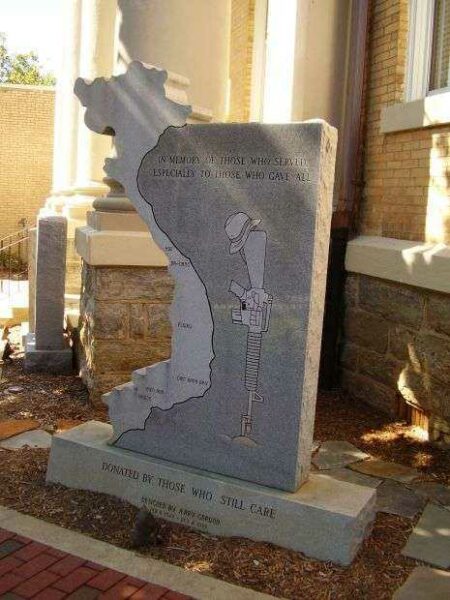HENDERSON COUNTY VIETNAM WAR MEMORIAL FRONT