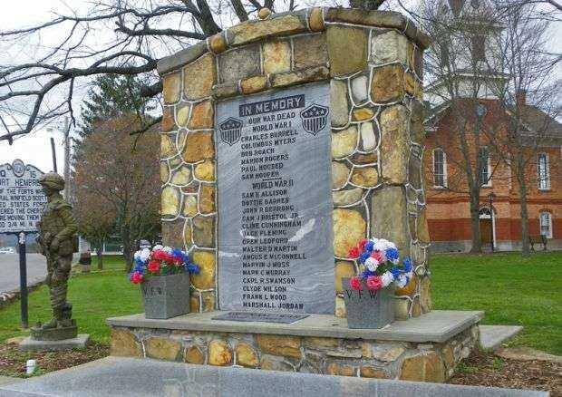 V.F.W. IN MEMORY OF OUR WAR DEAD MEMORIAL