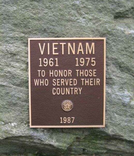 NORTH SALEM WORLD WAR II MEMORIAL PLAQUE C