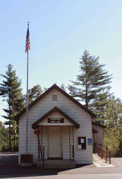 PVT. ALVIN MADSON WAR MEMORIAL FLAGPOLE