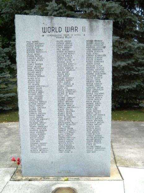 MANITOWOC COUNTY VETERANS MEMORIAL PANEL D