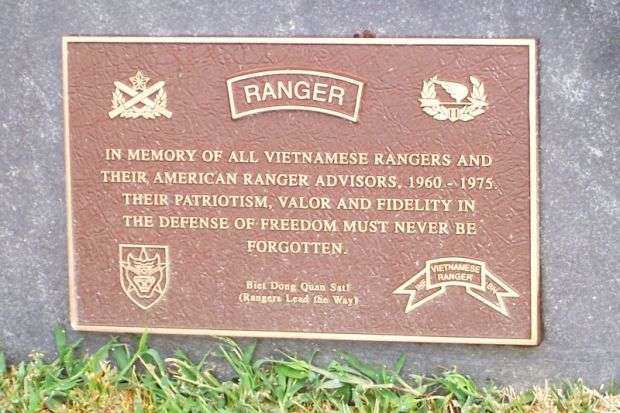 VIETNAMESE RANGERS AND THEIR AMERICAN RANGER ADVISORS WAR MEMORIAL