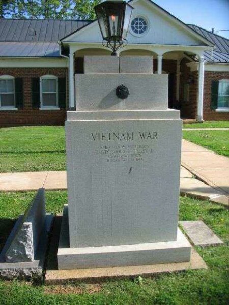 APPOMATTOX COUNTY ETERNAL FLAME WAR MEMORIAL SIDE D