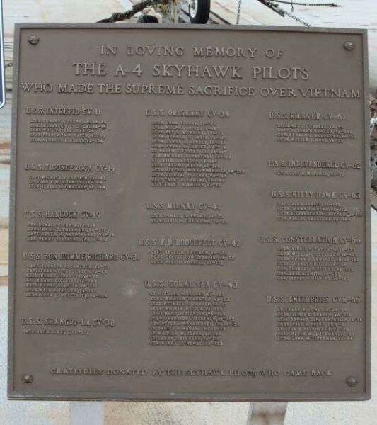 IN LOVING MEMORY OF THE A-4 SKYHAWK PILOTS MEMORIAL PLAQUE