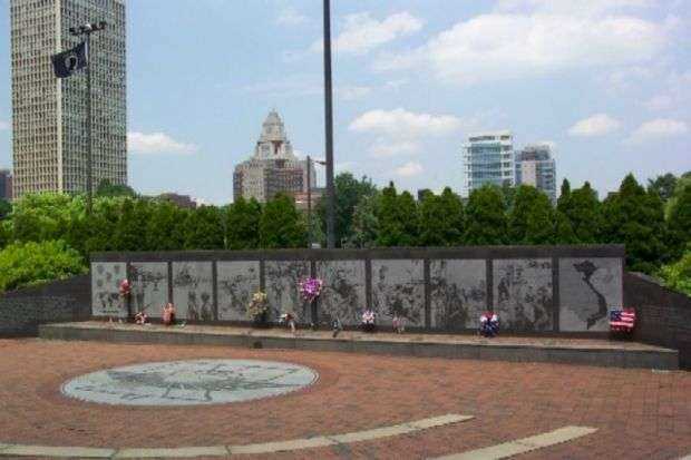 PHILADELPHIA VIETNAM VETERANS MEMORIAL