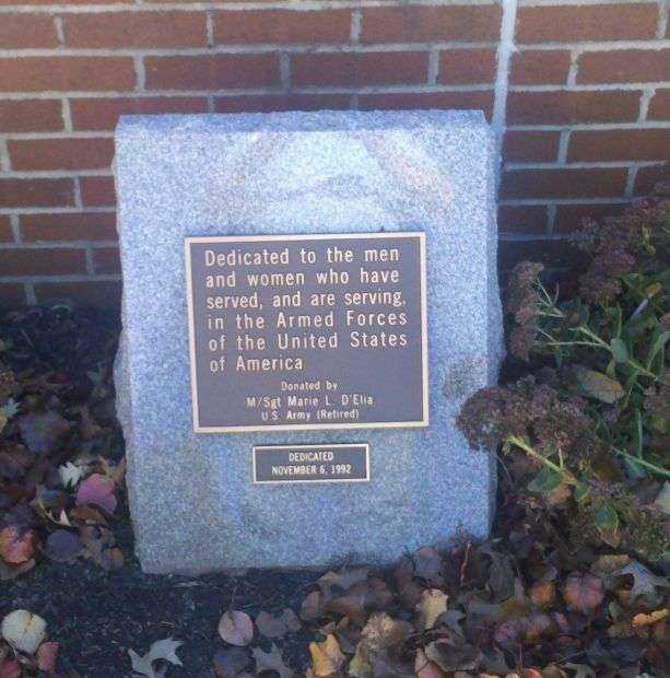 GARDEN OF HONOR VETERANS MEMORIAL PLAQUE B